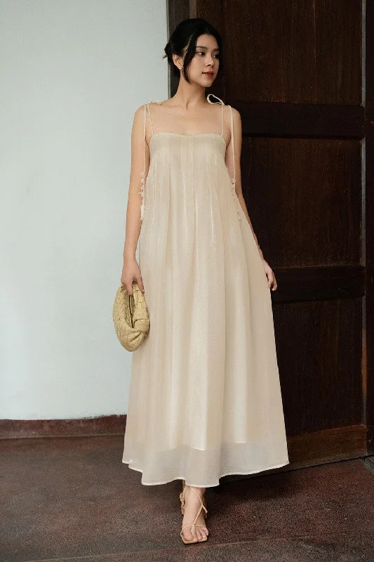 Maxi dresses with mesh panels for a sexy and trendy appearancePeony Tent Spaghetti Strap Organza Ankle Length Dress Maxi dresses with mesh panels for a sexy and trendy appearancePeony Tent Spaghetti Strap Organza Ankle Length Dress
