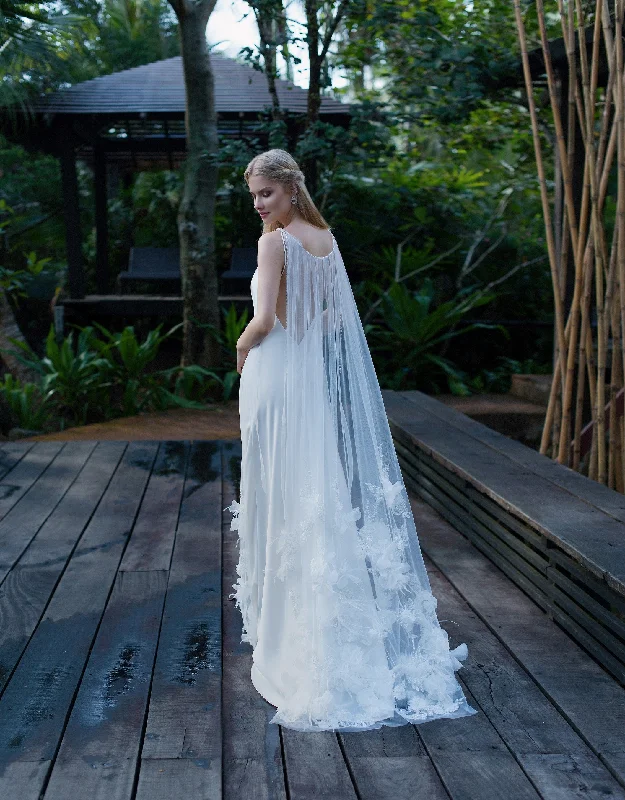 Long - sleeved lace wedding dresses for a modest styleStrapless Wedding Dress with Tulle Cape Long - sleeved lace wedding dresses for a modest styleStrapless Wedding Dress with Tulle Cape