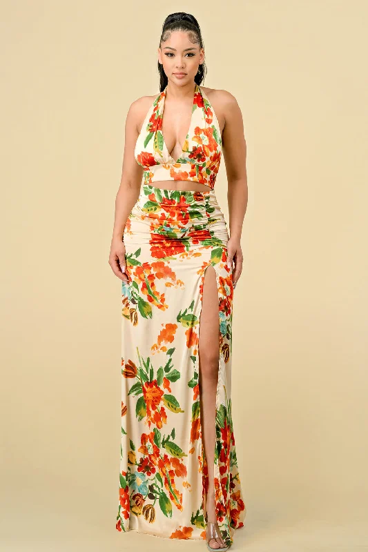 Maternity bodycon dress for expecting mothersLong Halter Neck Printed Ruched Maxi Dress Maternity bodycon dress for expecting mothersLong Halter Neck Printed Ruched Maxi Dress